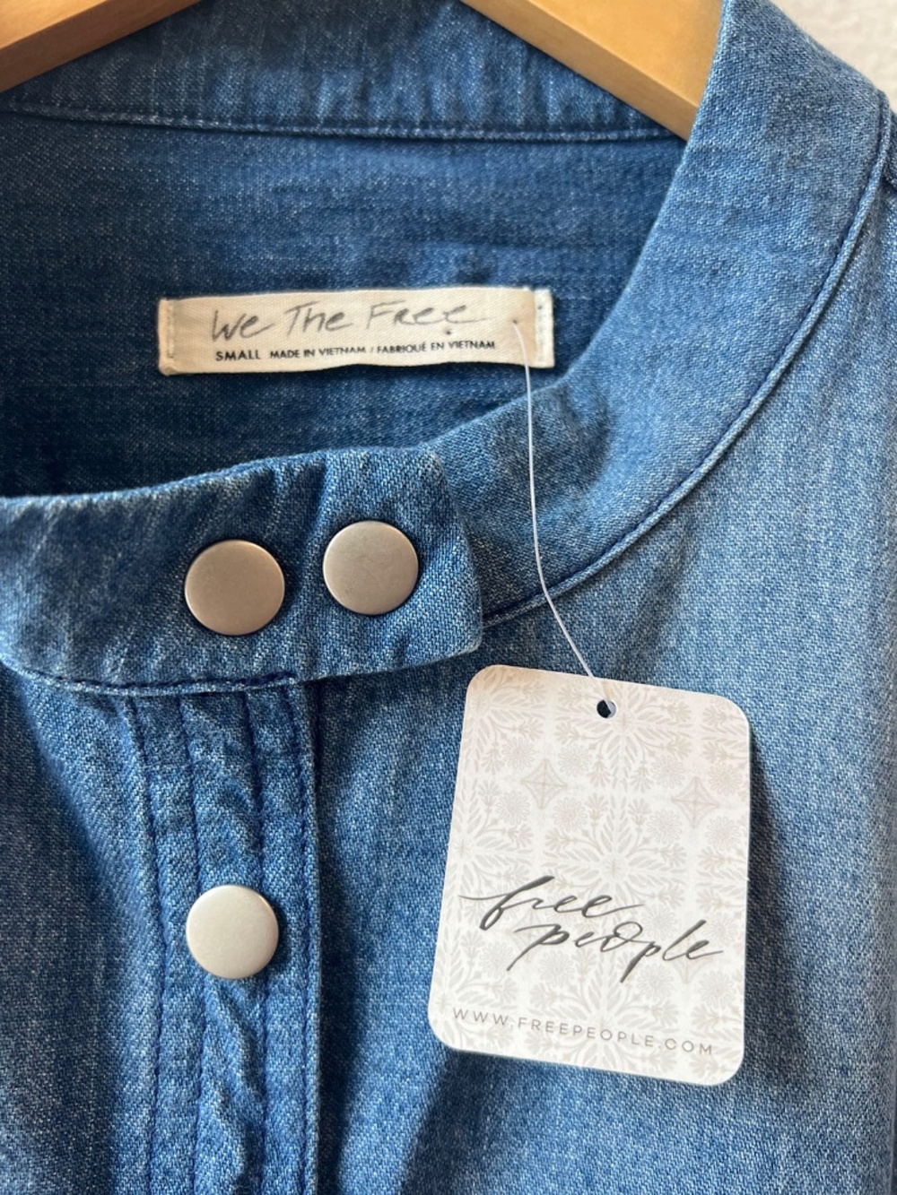 Free People Motto Color Block Shirt Blue Combo Size S NWT - Picture 6 of 9